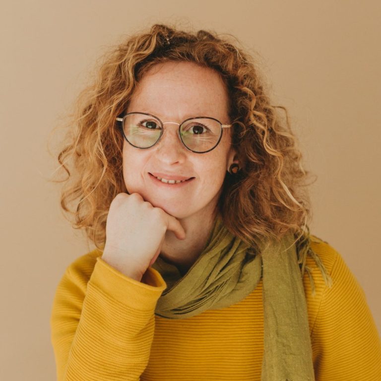 Gaby Stolte-Schirmer, Künstlerin und Inhaberin der Website