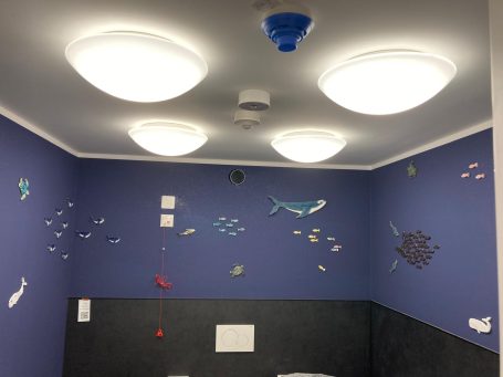 wc gestaltung kunstprojekt im wc bereich des neuen kulturhauses